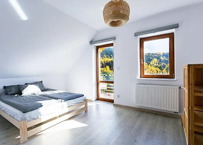 Dom Z Pieknym Widokiem Na Gory בית נופש